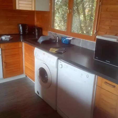 Kingfisher Chalet And Private Lake 度假居